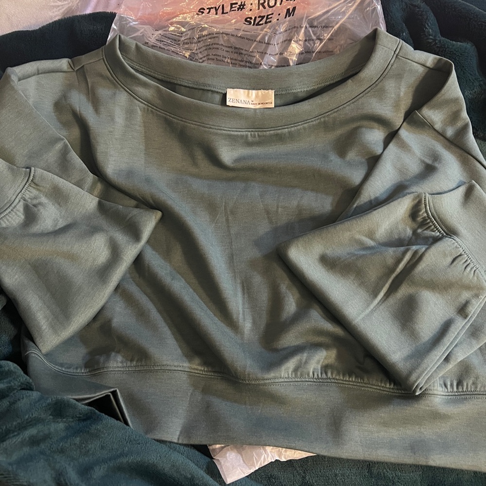 Zella Green crop Sweatshirt